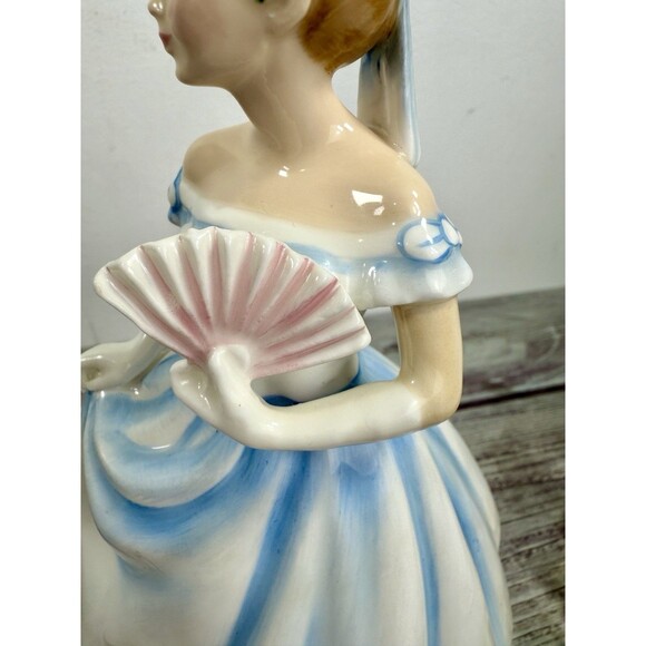 Royal Doulton Claire HN 3646 Figurine 8.25" Tall RETIRED 1994 EXCELLENT - Picture 7 of 15